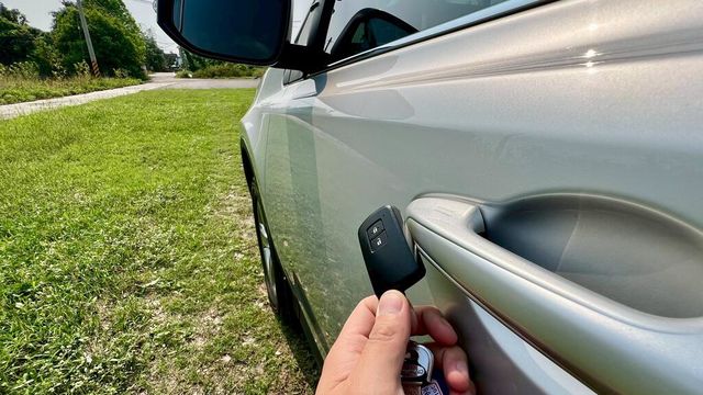 TOYOTA豐田 RAV4  第10張相片