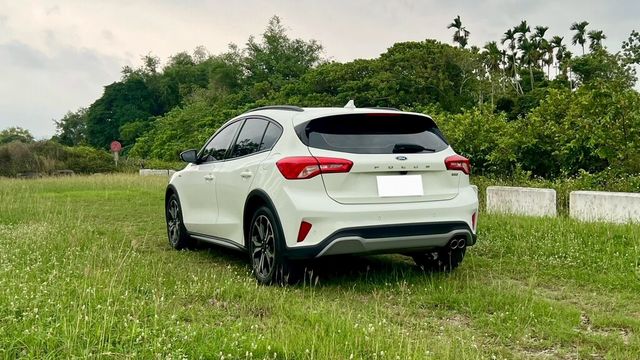 FORD福特 FOCUS ACTIVE  第2張相片