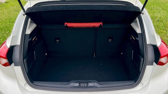 FORD福特 FOCUS ACTIVE  第12張相片