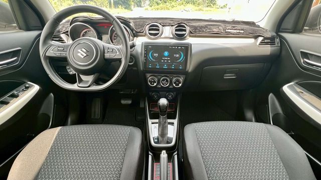 SUZUKI鈴木 SWIFT  第6張相片