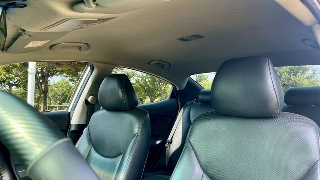 HYUNDAI現代 ELANTRA  第3張相片