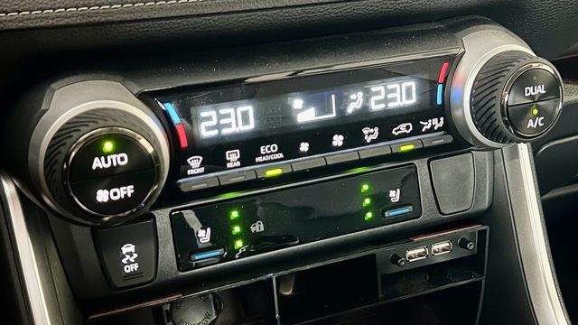 TOYOTA豐田 RAV4  第8張相片