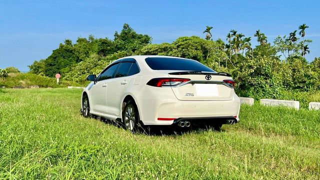 TOYOTA豐田 ALTIS  第2張相片