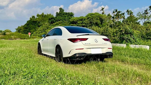 M-BENZ賓士 CLA250  第2張相片