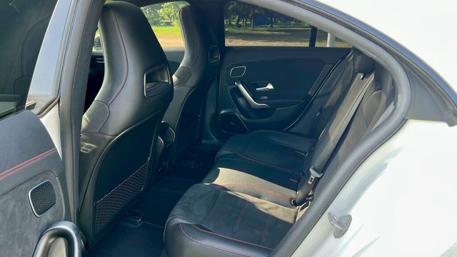 M-BENZ賓士 CLA250  第5張相片