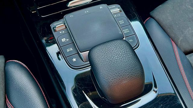 M-BENZ賓士 CLA250  第8張相片