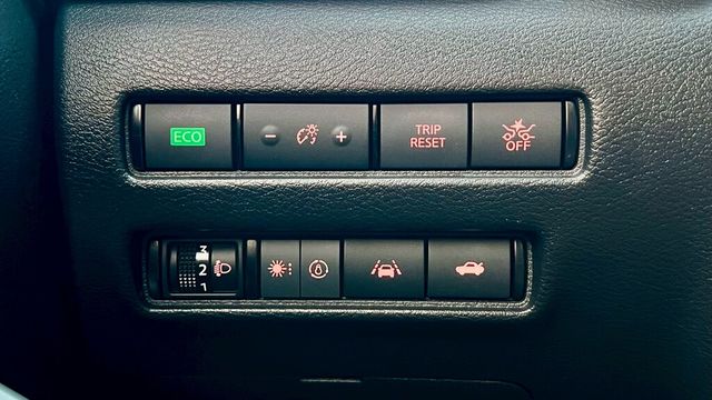 NISSAN日產 SENTRA  第8張相片