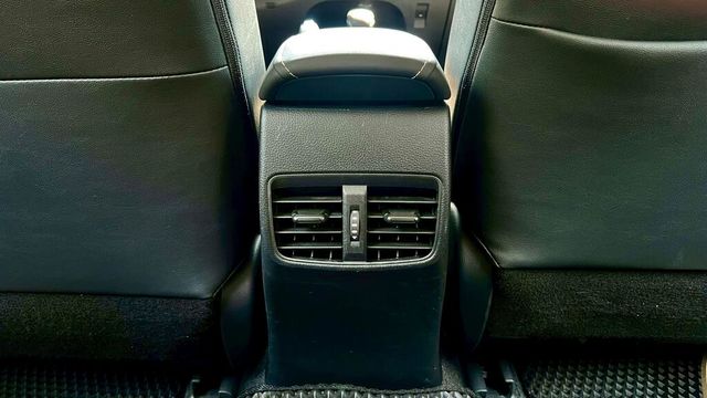 TOYOTA豐田 ALTIS  第9張相片