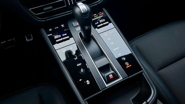 PORSCHE保時捷 MACAN S  第7張相片