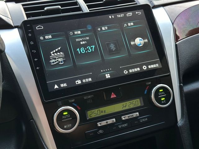 TOYOTA豐田 CAMRY  第4張相片
