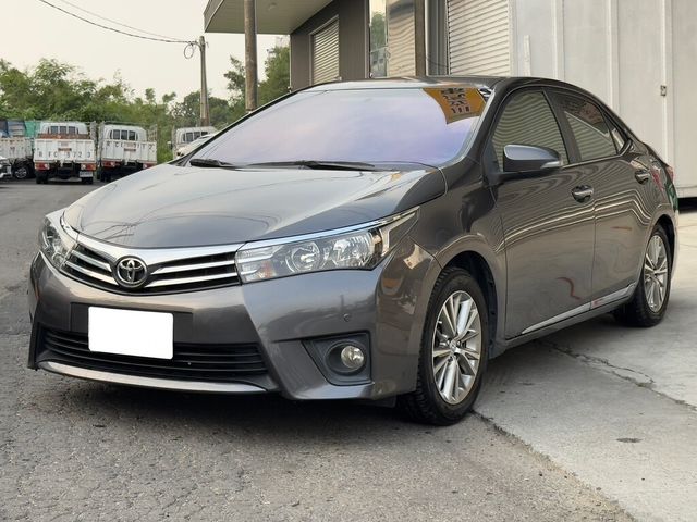 TOYOTA豐田 ALTIS  第1張相片