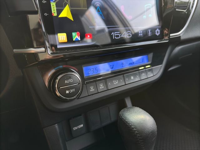 TOYOTA豐田 ALTIS  第6張相片