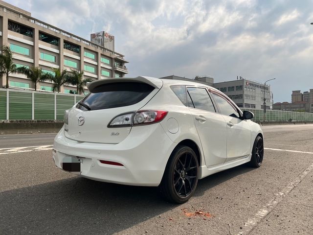 MAZDA馬自達 MAZDA 3  第3張相片