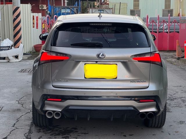 LEXUS凌志 NX300H  第3張相片