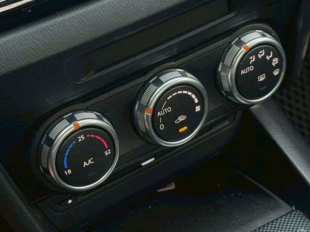 MAZDA馬自達 MAZDA 3  第10張相片