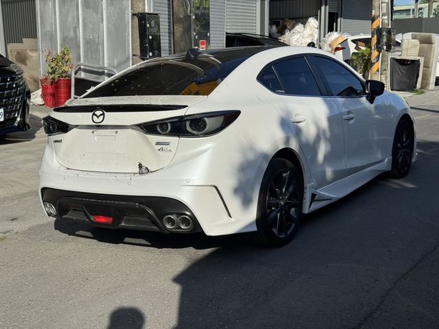 MAZDA馬自達 MAZDA 3  第2張相片