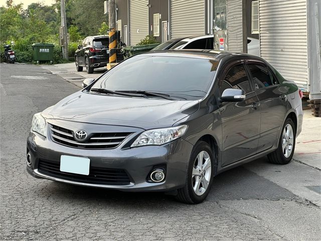TOYOTA豐田 ALTIS  第1張相片