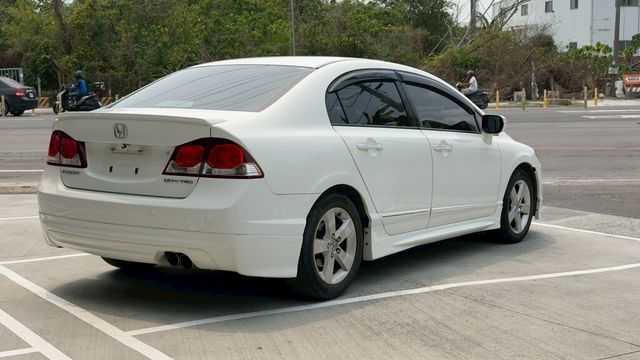 HONDA本田 CIVIC  第2張相片