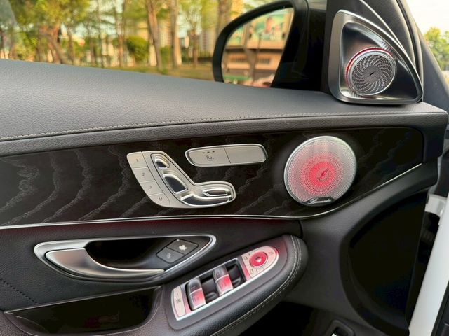 M-BENZ賓士 C300  第12張相片