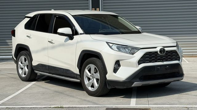 TOYOTA豐田 RAV4  第1張相片