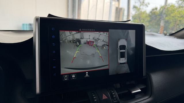 TOYOTA豐田 RAV4  第6張相片