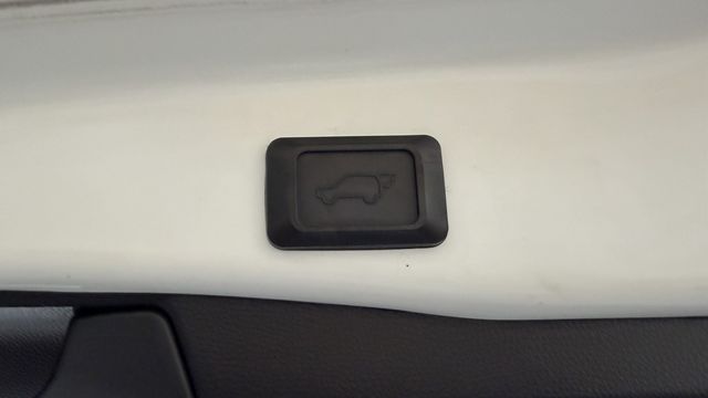 TOYOTA豐田 RAV4  第14張相片
