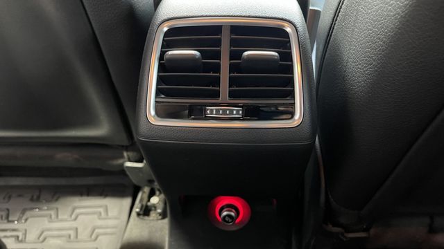 30 TFSI  原版件  第9張相片