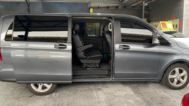 V-CLASS W447  第3張相片