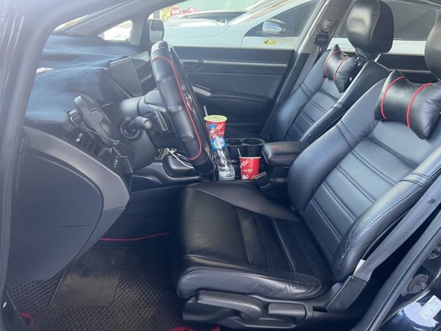 CIVIC  第9張相片