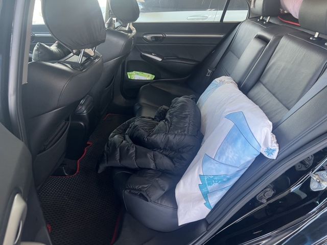 CIVIC  第10張相片