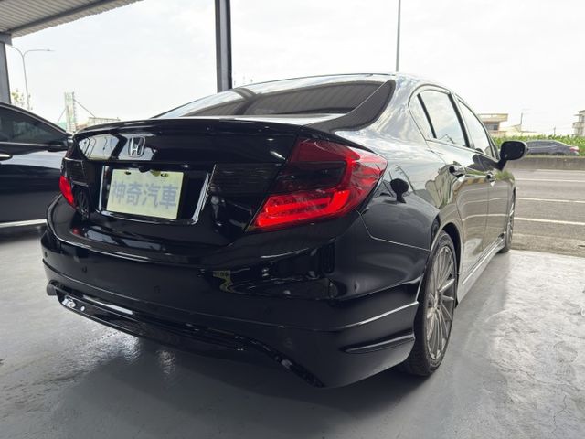 CIVIC  第6張相片