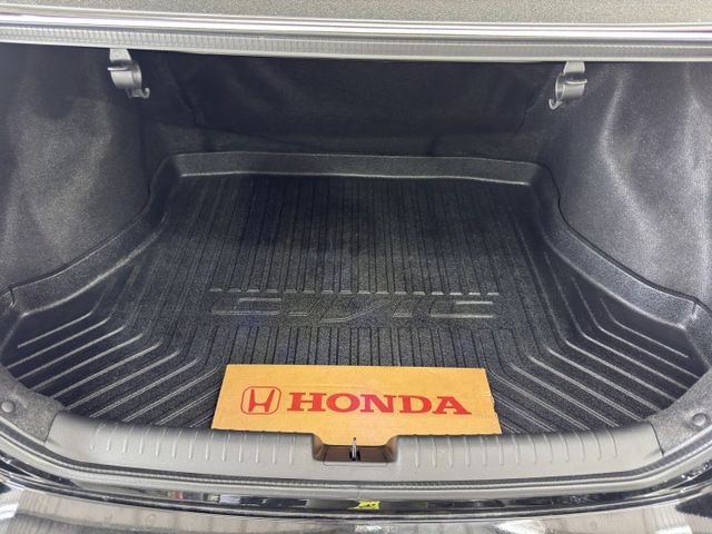 CIVIC  第7張相片