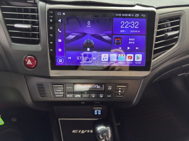 CIVIC  第11張相片