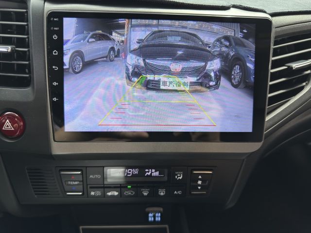 CIVIC  第12張相片