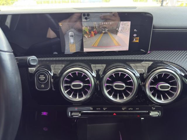 A-CLASS SEDAN V177  第11張相片