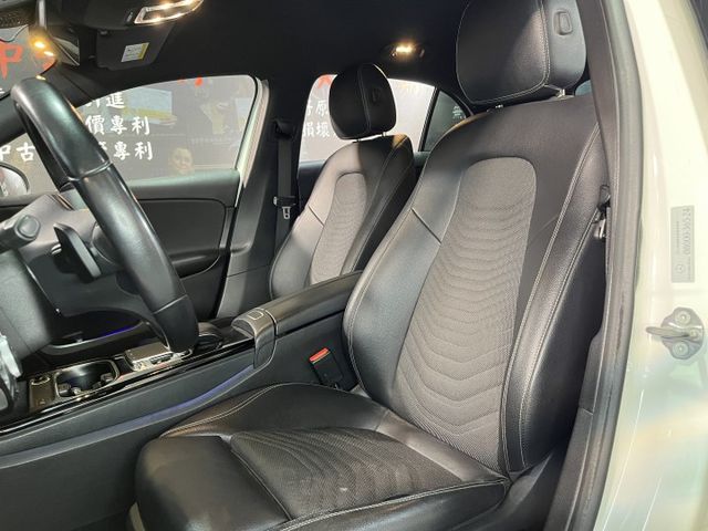 M-Benz A180 原鈑件  第19張相片