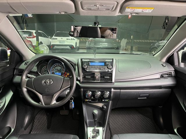Toyota Vios 雅致 僅跑1.5萬 省油神車  第8張相片