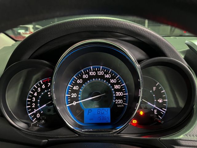 Toyota Vios 雅致 僅跑1.5萬 省油神車  第10張相片