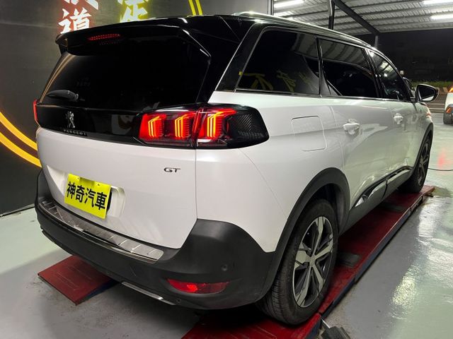 5008 1.6 PureTech GT  高階七人座＋渦輪動力＋法式底盤  第6張相片