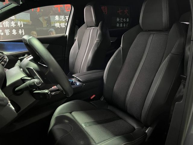 5008 1.6 PureTech GT  高階七人座＋渦輪動力＋法式底盤  第18張相片
