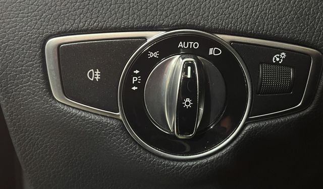 M-Benz E250 Exclusive 安全又舒適  第15張相片