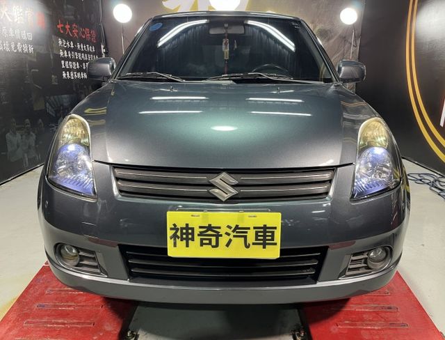 Swift GLX  原鈑件 通勤省油5門小車  第2張相片