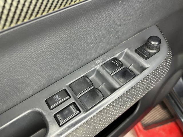 Swift GLX  原鈑件 通勤省油5門小車  第17張相片