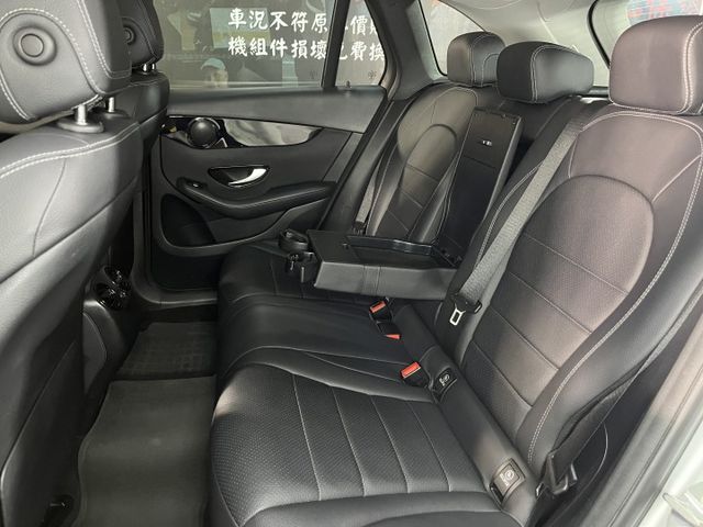 M-Benz GLC200  總代理  第19張相片