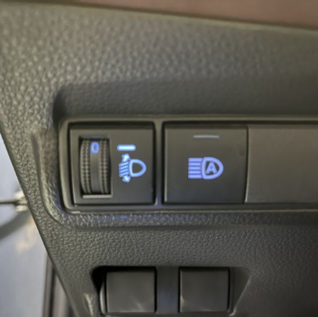 Toyota Corolla Cross 1.8豪華  第14張相片