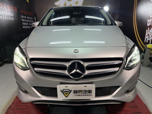 B-CLASS W246  第2張相片