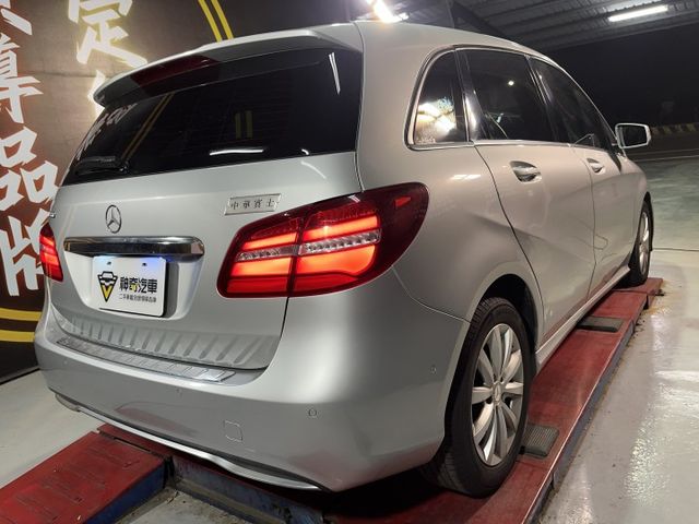 B-CLASS W246  第6張相片