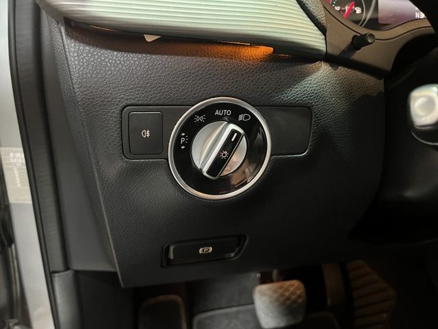 B-CLASS W246  第14張相片