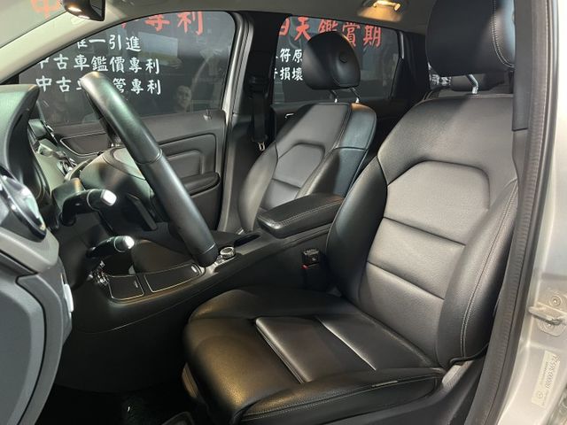 B-CLASS W246  第17張相片