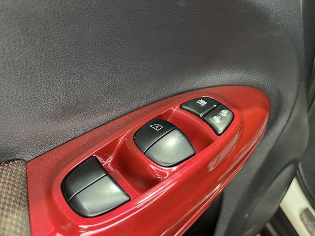 Juke 1.6自然進氣豪華版  第16張相片